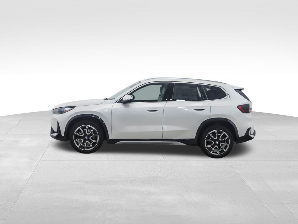 Thumbnail: 2026 BMW X1 - 3