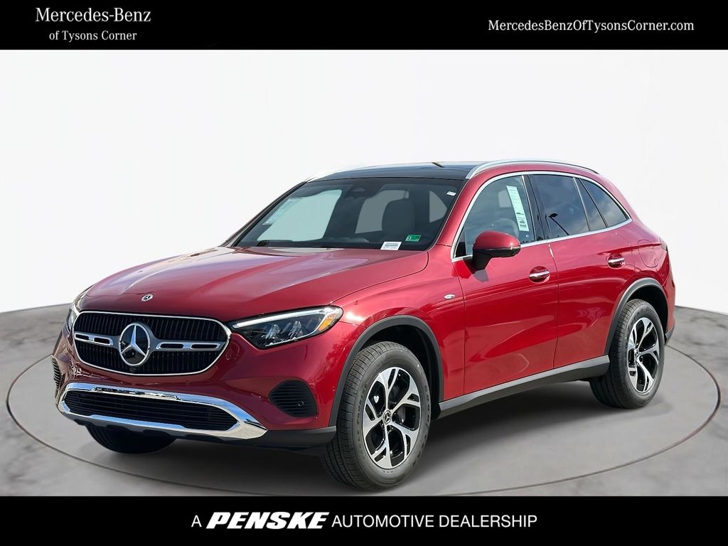 2025 Mercedes-Benz GLC 350 Hero Image