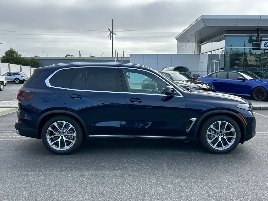 2026 BMW X5 xDrive50e 6