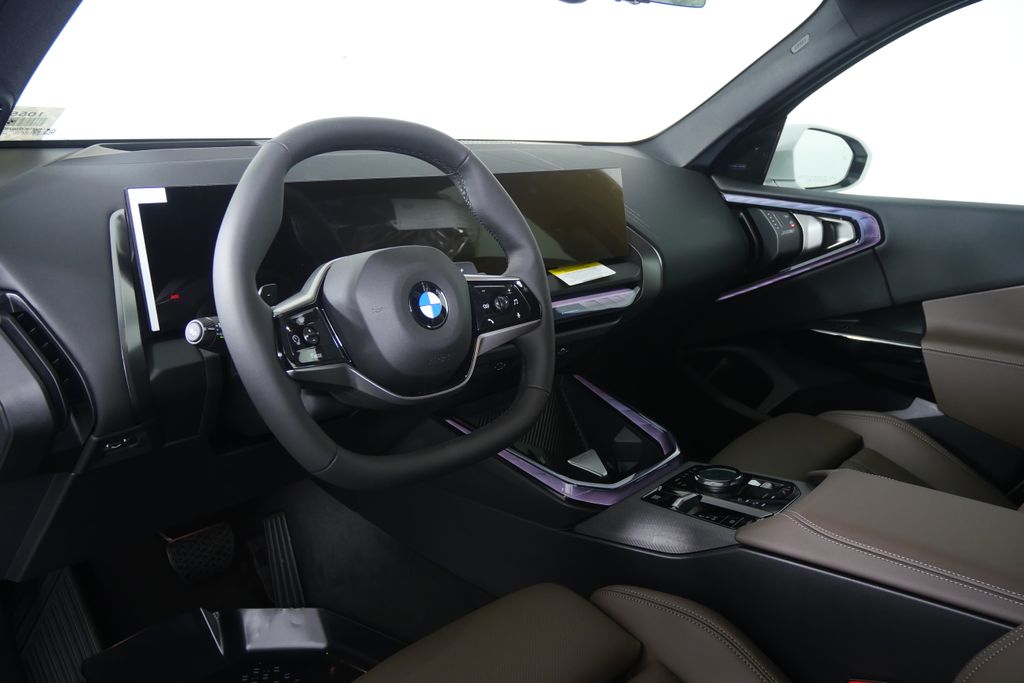Thumbnail: 2026 BMW X3 - 13
