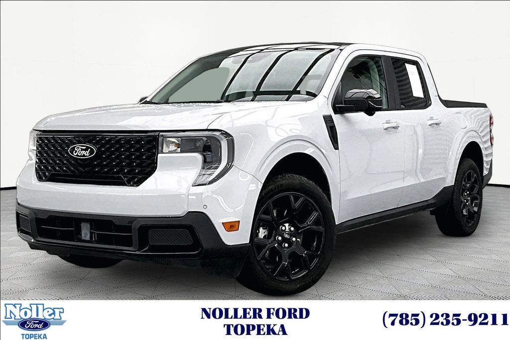 White Metallic 2025 Ford Maverick Lariat SuperCrew AWD Pickup Truck All-Wheel Drive Continuously Variable Transmission