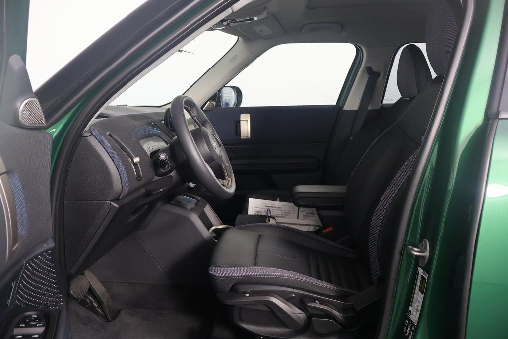 2025 MINI Cooper Countryman Base 10