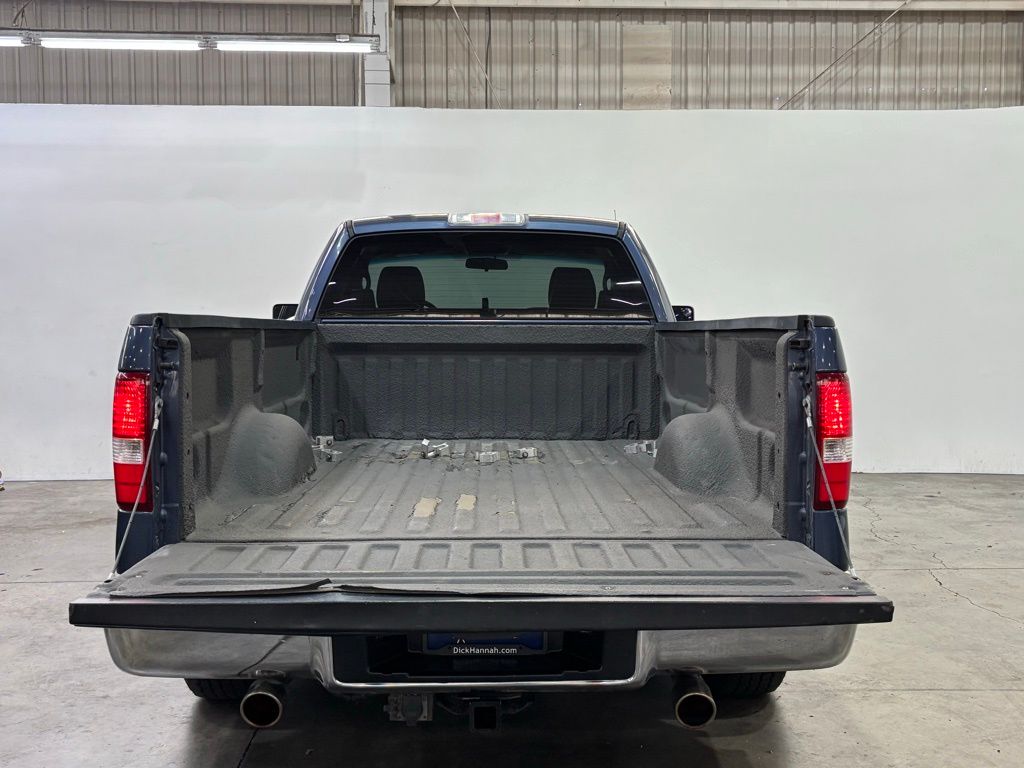 2004 Ford F-150 XLT