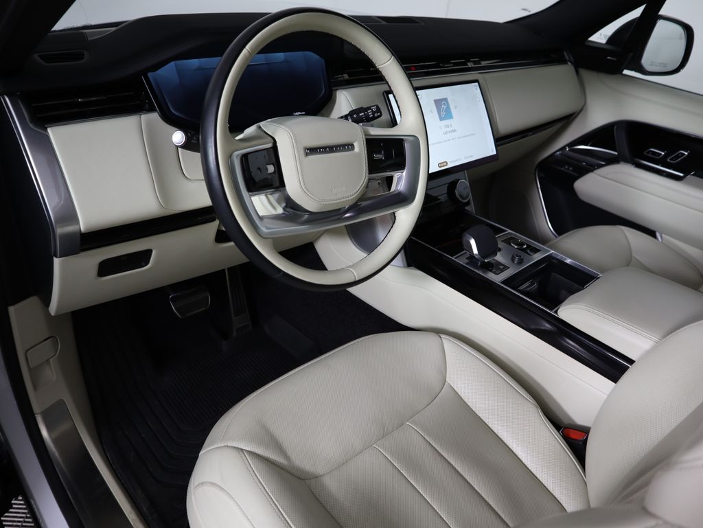 Thumbnail: 2023 Land Rover Range Rover - 9