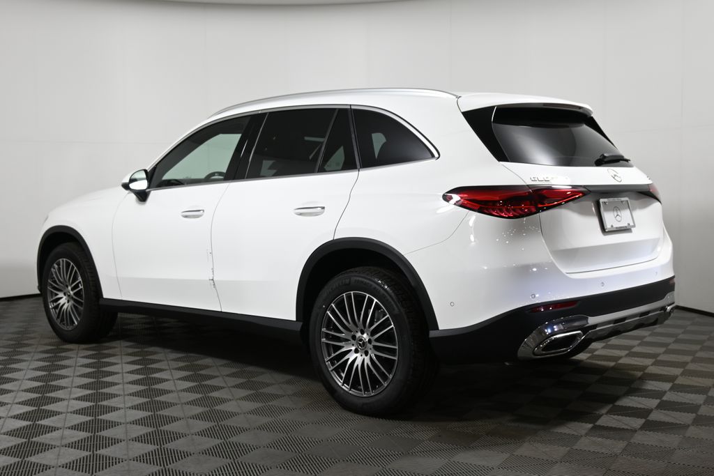 2025 Mercedes-Benz GLC 300 5