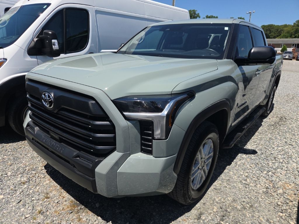 2024 Toyota Tundra SR5 3.4L CrewMax 5.5' Bed's photo