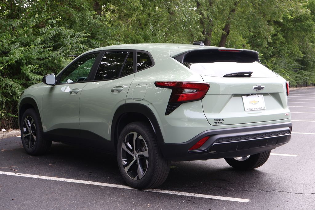 Thumbnail: 2024 Chevrolet Trax - 6
