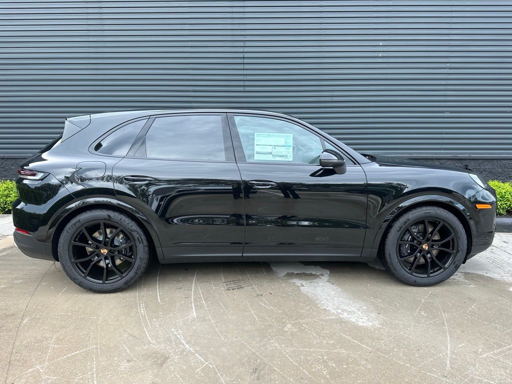 Thumbnail: 2026 Porsche Cayenne - 8