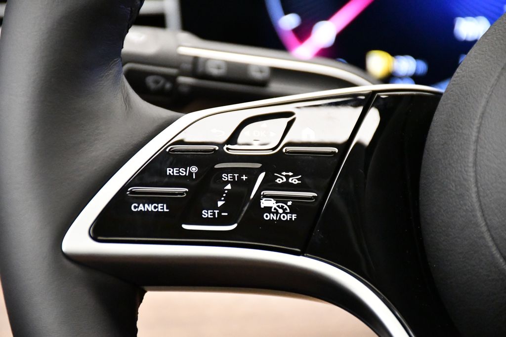 Thumbnail: 2025 Mercedes-Benz GLE - 23