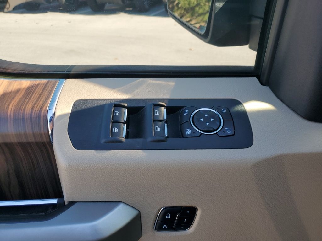 Used Car 2016 Ford F-150  Lariat For Sale Under $30,000 In Austin, Texas