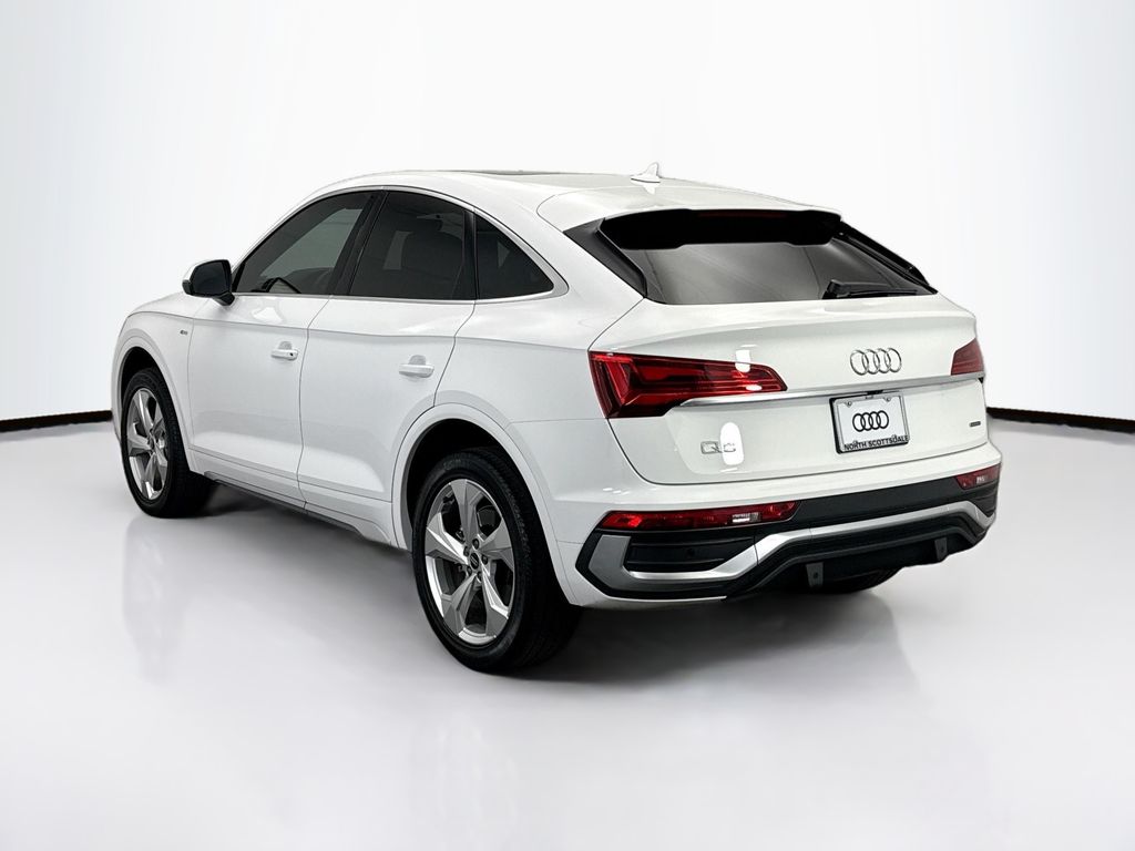 Thumbnail: 2023 Audi Q5 - 7
