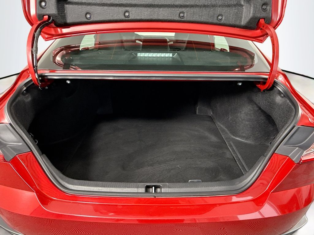 Thumbnail: 2025 Toyota Camry - 28