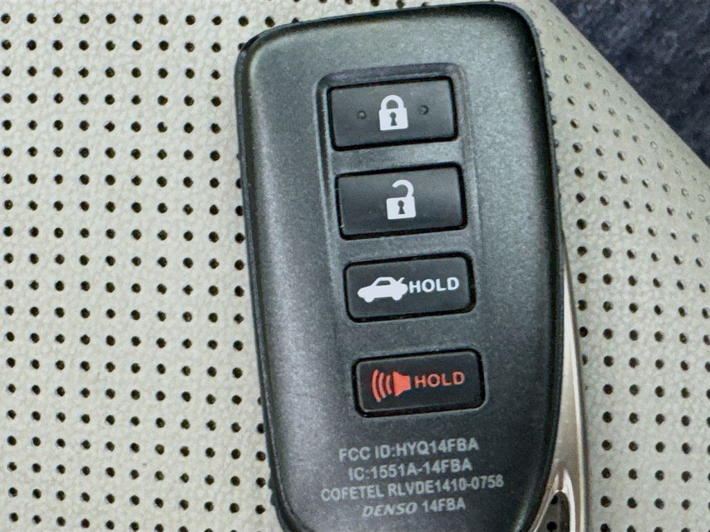 Used Car 2015 Lexus Es  350 For Sale Under $20,000 In Austin, Texas