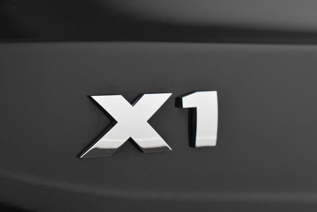 Thumbnail: 2024 BMW X1 - 9