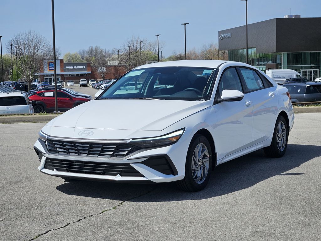 2026 Hyundai Elantra Hybrid