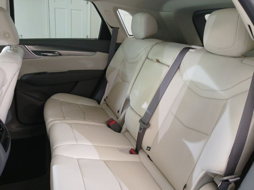 used 2020 Cadillac XT5 car, priced at $26,350