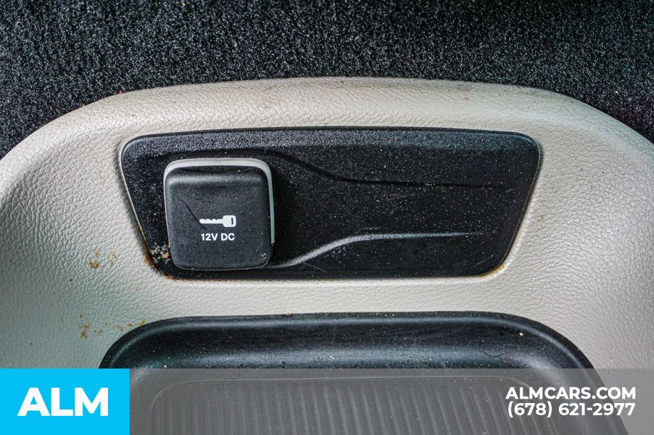 2024 Chrysler Pacifica Touring L photo 45