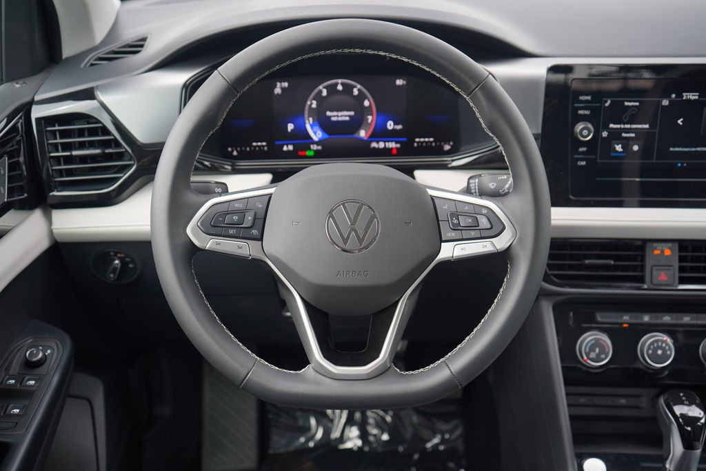 Thumbnail: 2025 Volkswagen Taos - 9