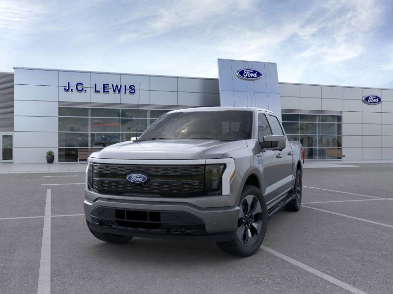 2025 Ford F-150 Lightning Platinum
