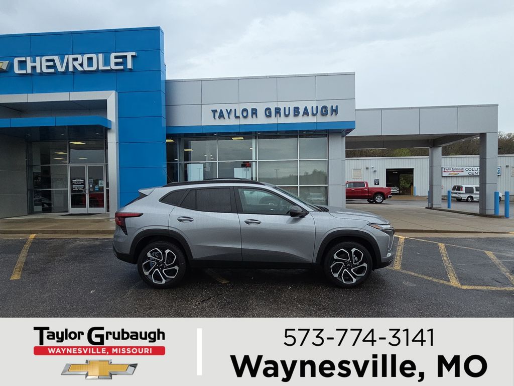Sterling Gray Metallic 2026 Chevrolet Trax RS with 2RS FWD SUV / Crossover Front-Wheel Drive 6-Speed Automatic