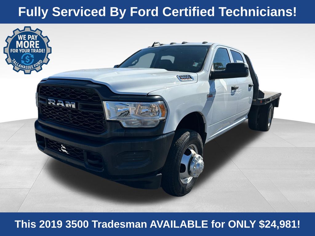 2019 RAM 3500 Chassis Tradesman Crew Cab DRW 4WD