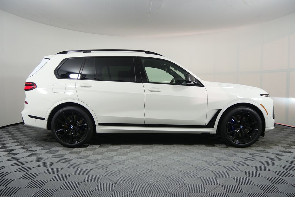 Thumbnail: 2026 BMW X7 - 2