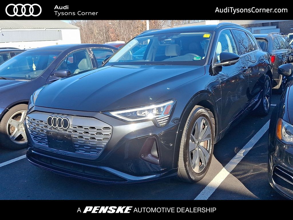 2024 Audi Q8 e-tron Premium Plus -
                  Vienna, VA