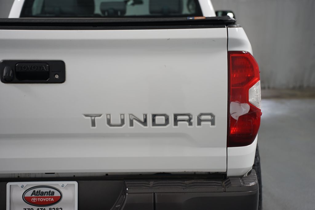 2017 Toyota Tundra SR5 10