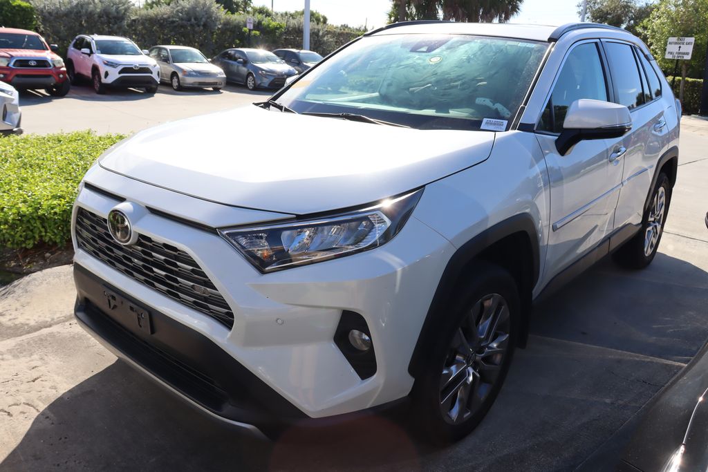 Thumbnail: 2019 Toyota RAV4 - 2