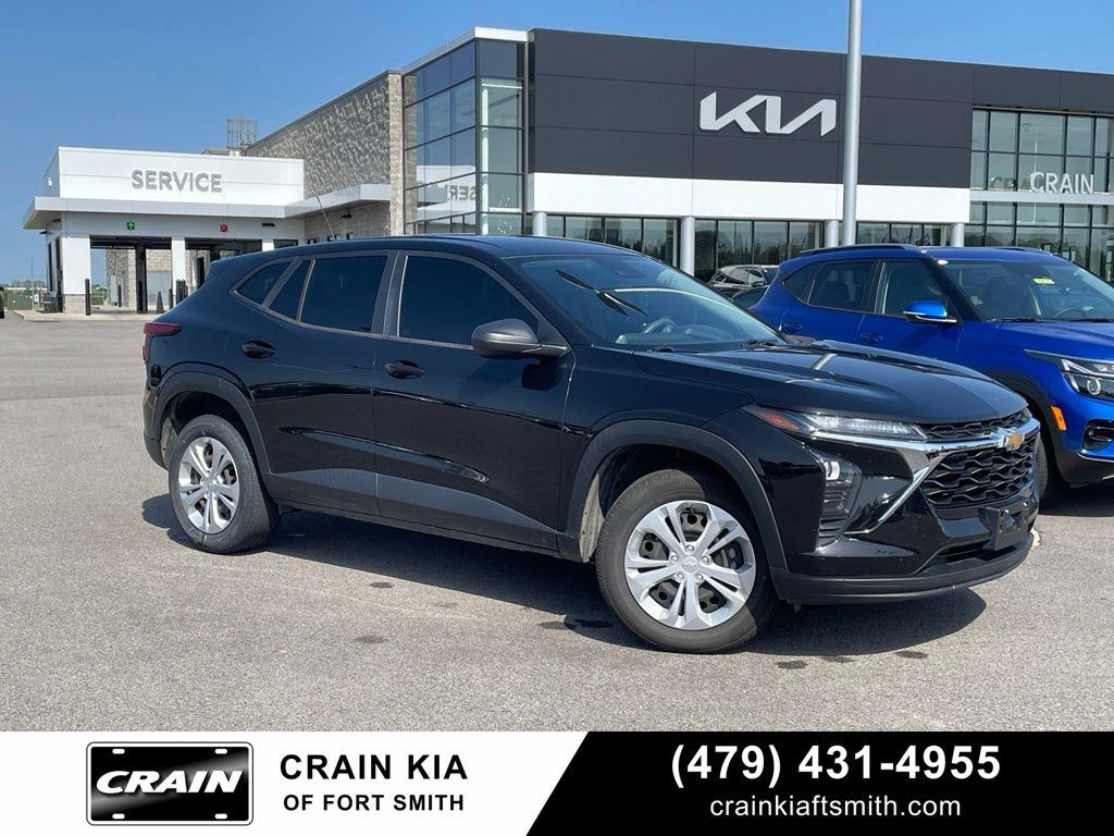 Black Metallic 2024 Chevrolet Trax SUV / Crossover Front-Wheel Drive 6-Speed Automatic