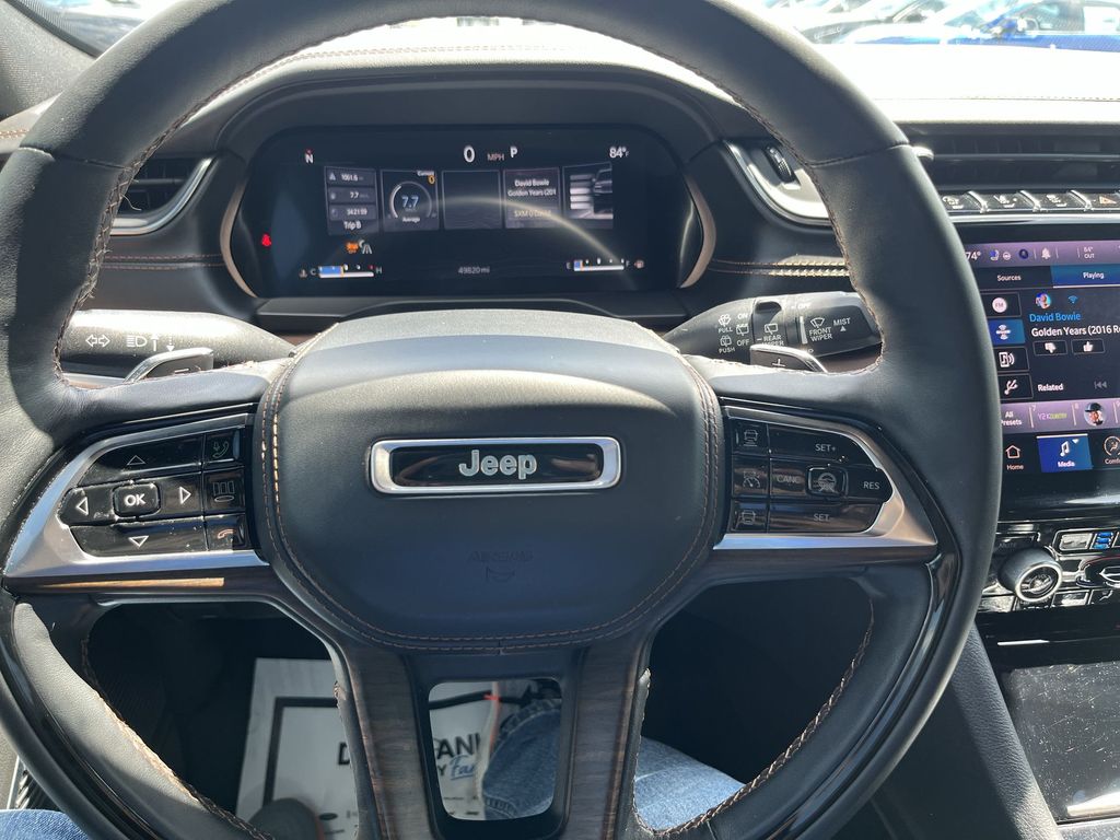 Used 2021 Silver Jeep Summit image 21