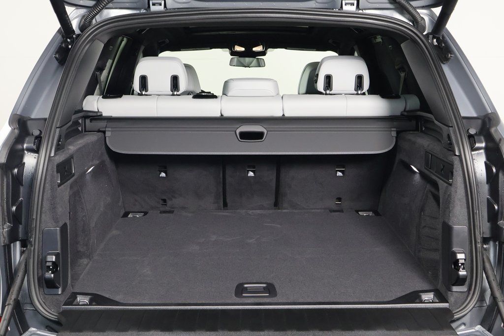 Thumbnail: 2026 BMW X5 - 8