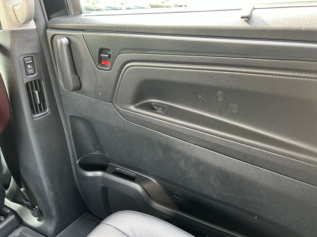 2024 Honda Odyssey Touring 26