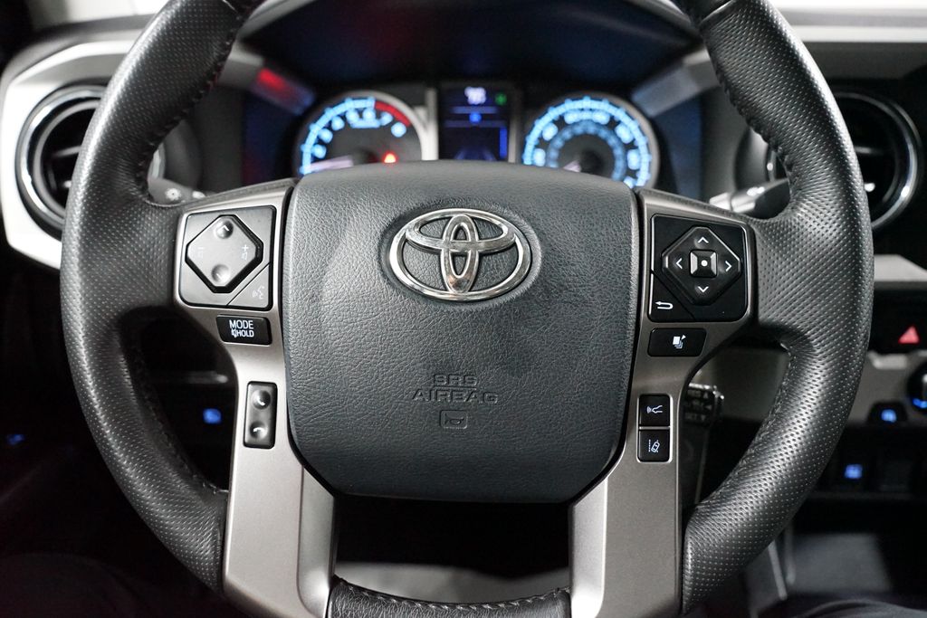 Thumbnail: 2019 Toyota Tacoma - 12