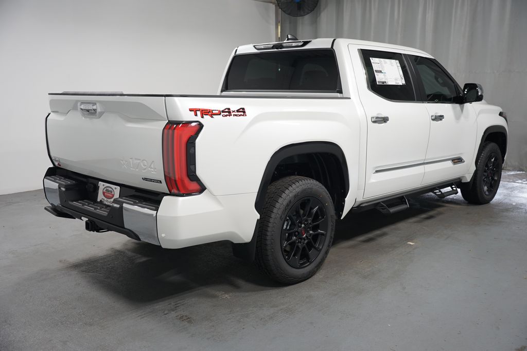 Thumbnail: 2025 Toyota Tundra - 9