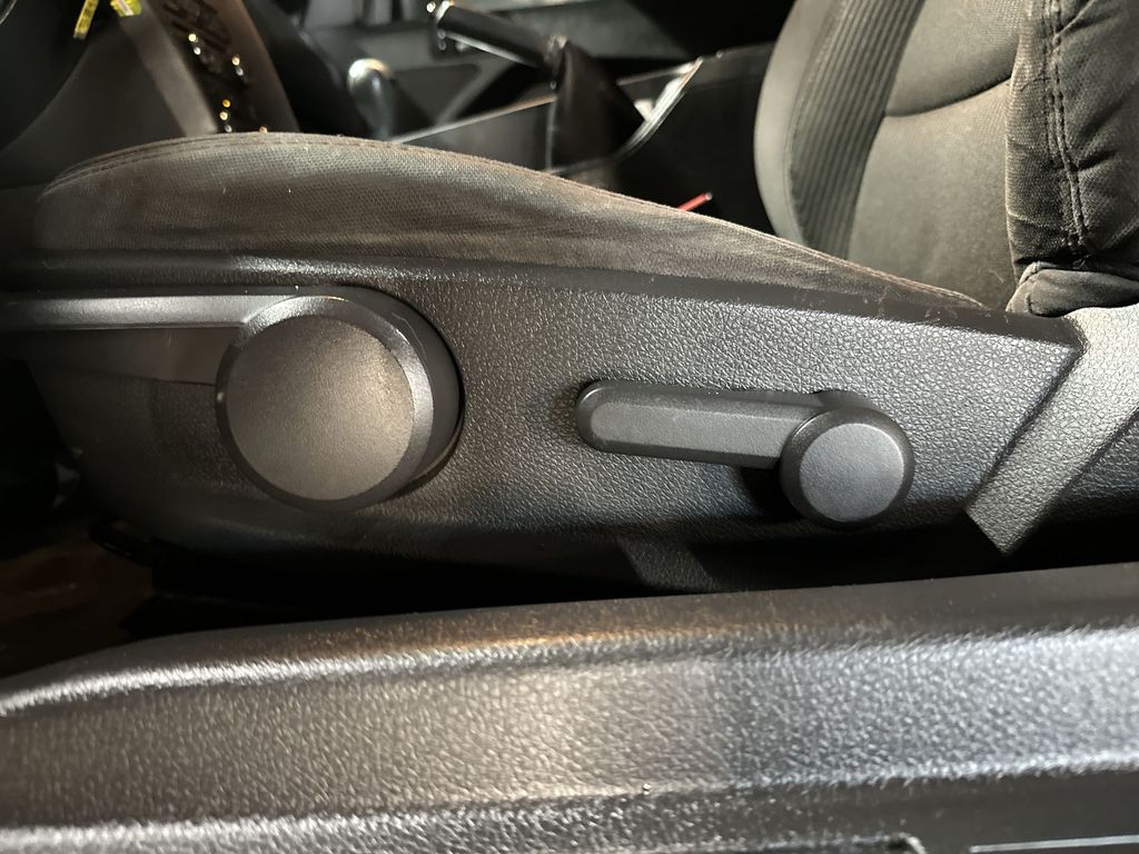 2013 Ford Mustang GT - 11