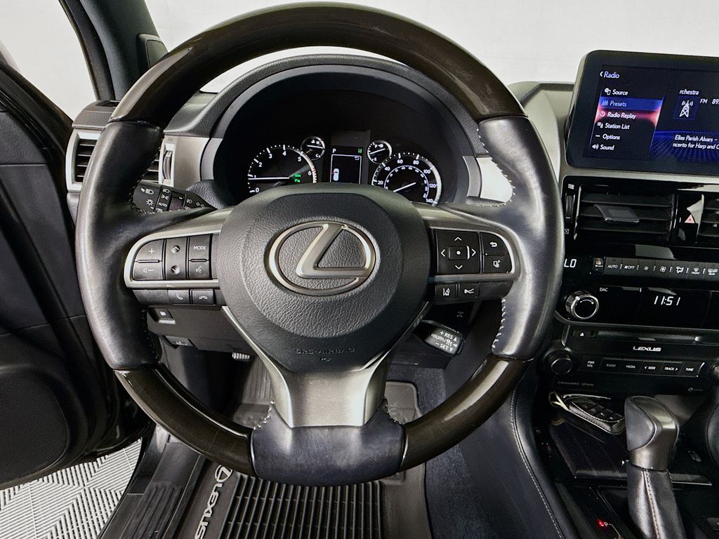 2022 Lexus GX 460 11