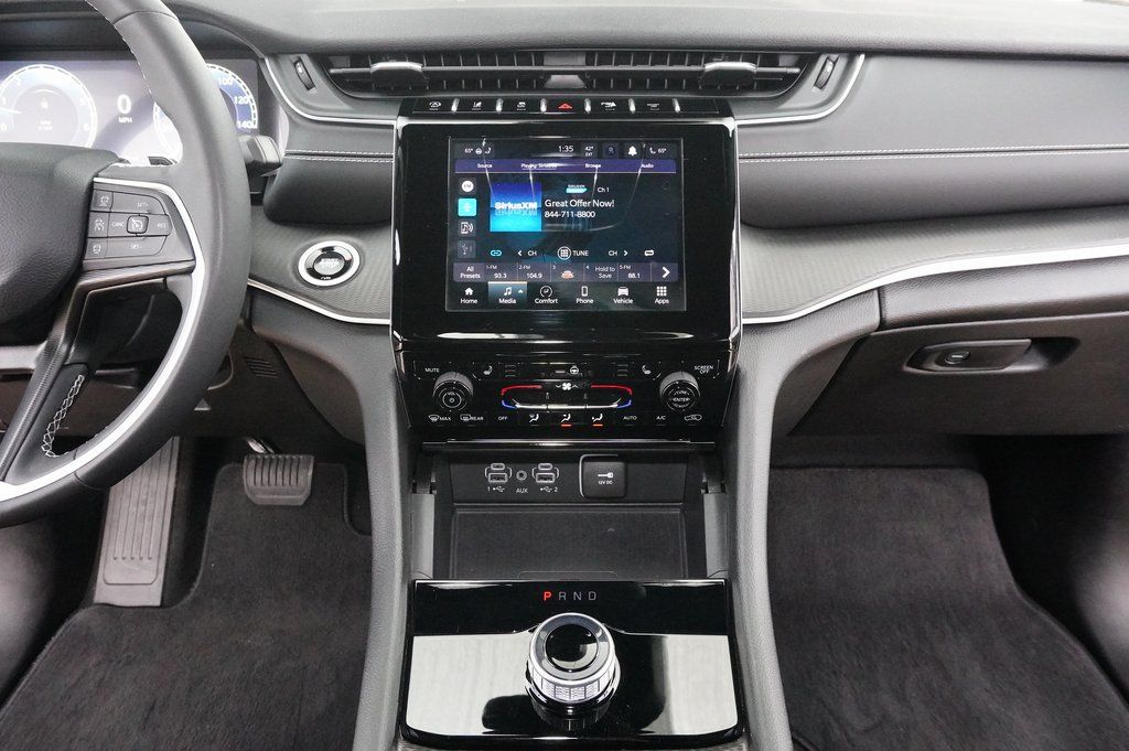 Used Car 2024 Jeep Grand Cherokee  Altitude For Sale Under $30,000 In Weatherford, Texas