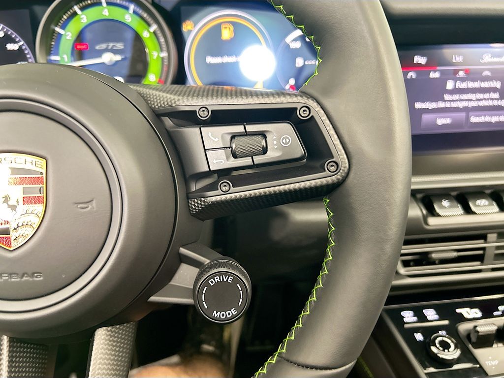 Thumbnail: 2023 Porsche 911 - 14