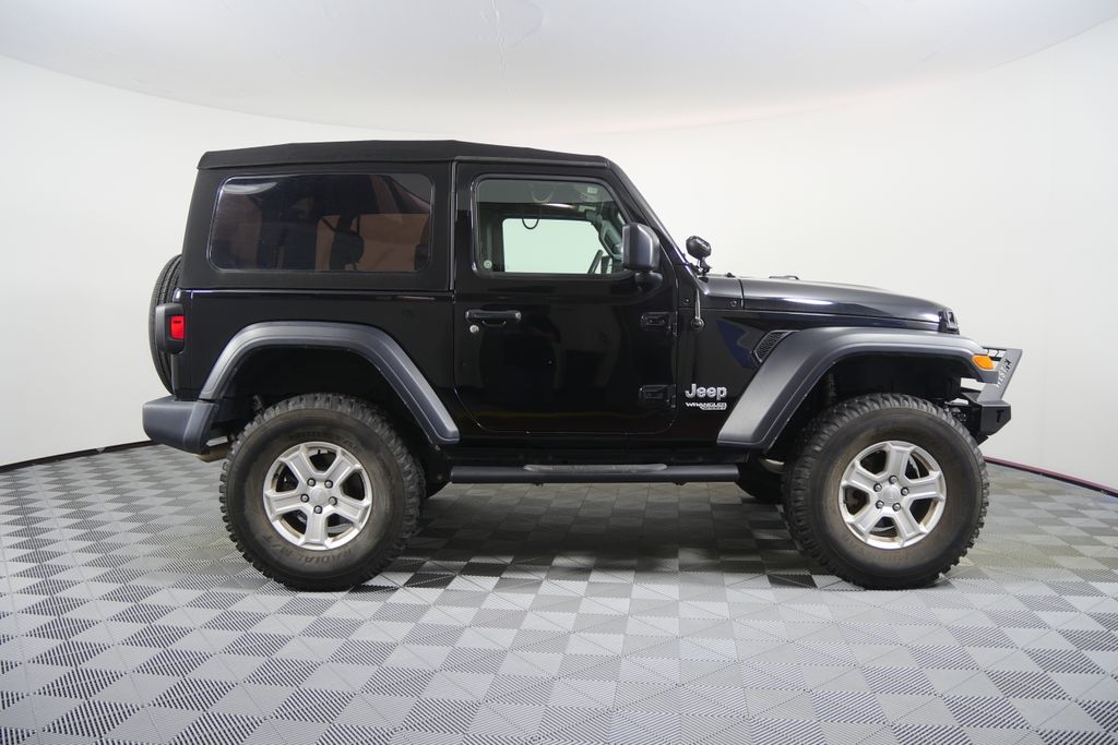 Thumbnail: 2019 Jeep Wrangler - 2