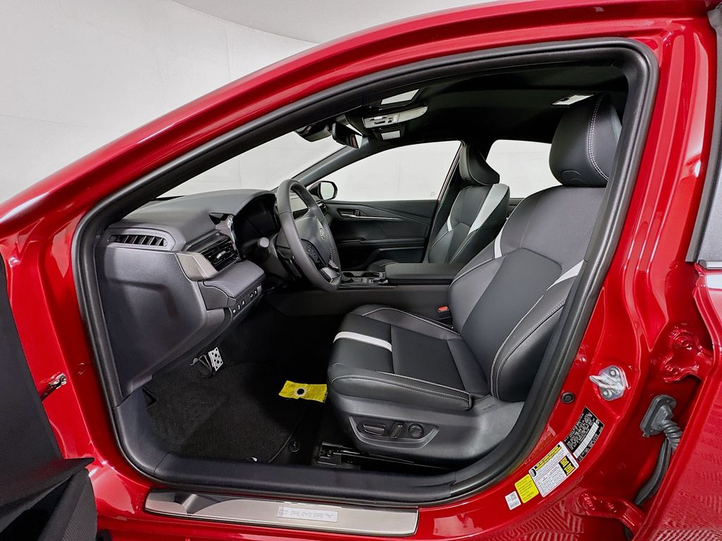 Thumbnail: 2025 Toyota Camry - 20