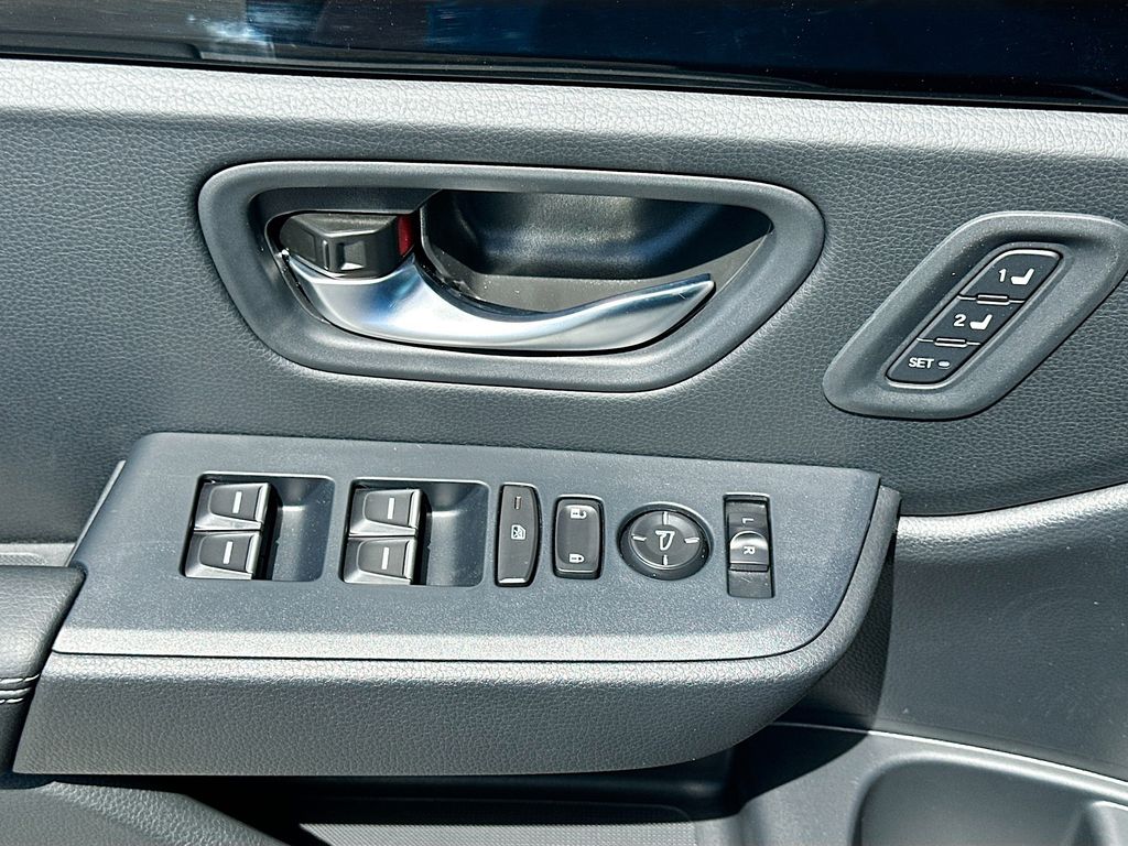 Thumbnail: 2025 Honda Pilot - 19