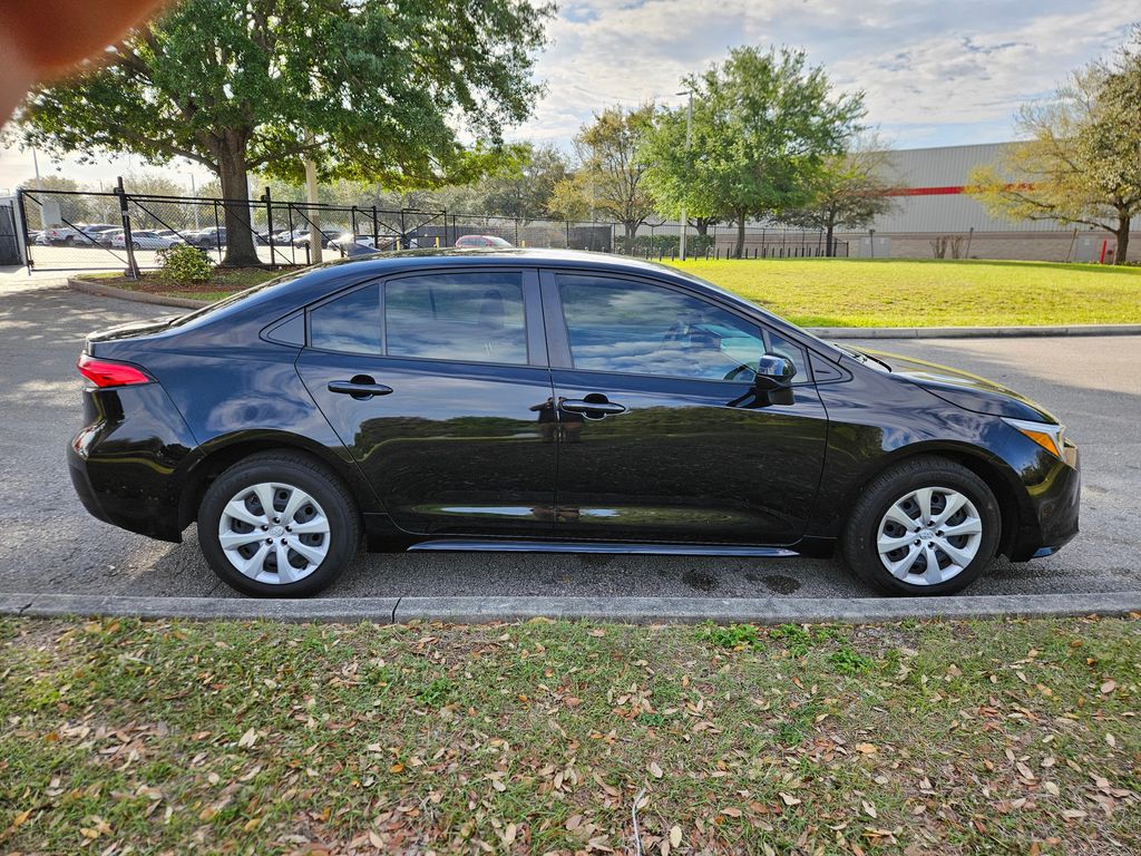 2024 Toyota Corolla LE 6