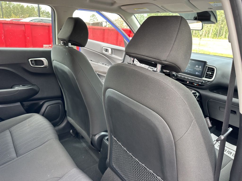 2022 Intense Blue Hyundai Venue SE FWD SUV