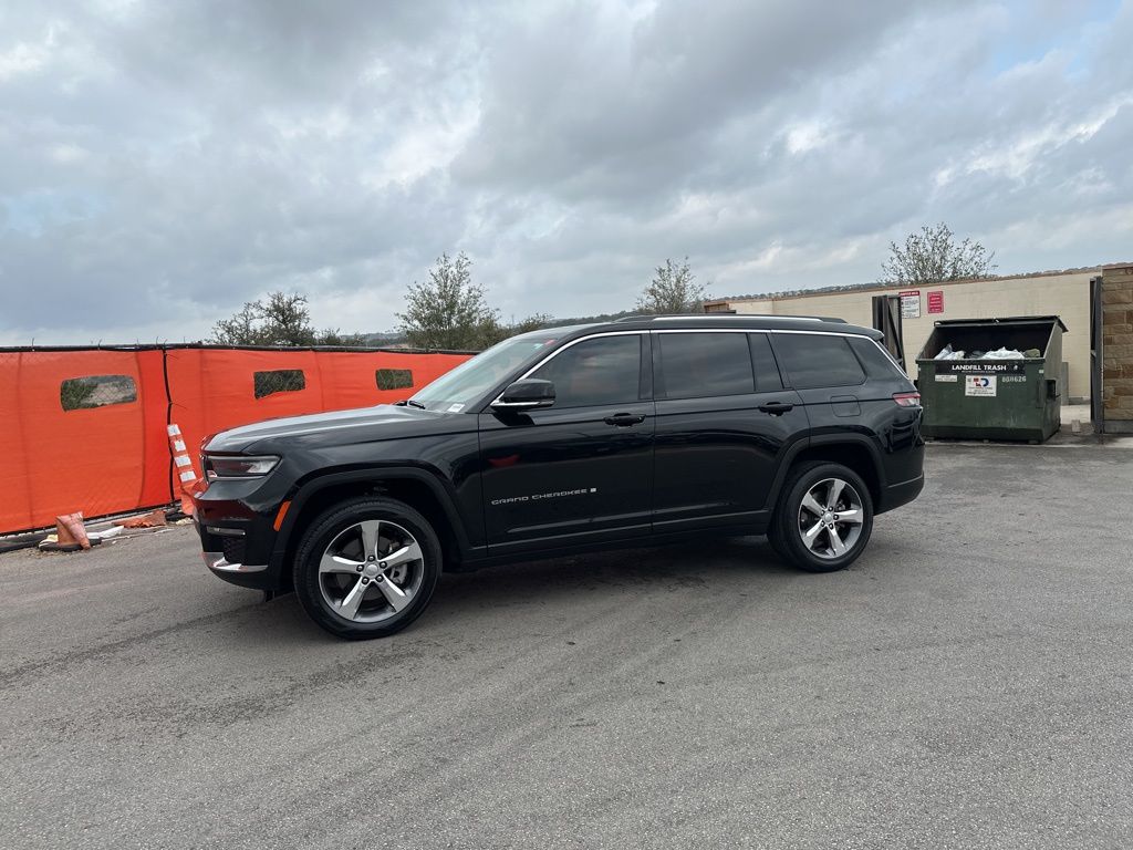 Used Car 2021 Jeep Grand Cherokee L  Limited For Sale Under $30,000 In Austin, Texas