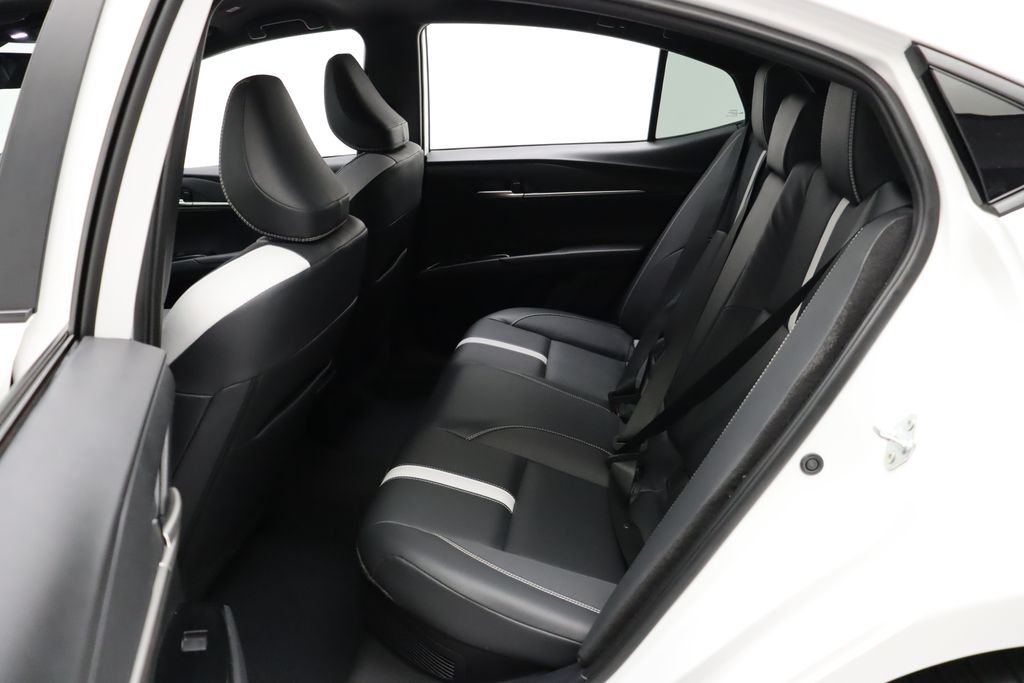 Thumbnail: 2025 Toyota Camry - 19