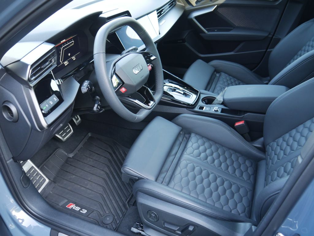 Thumbnail: 2025 Audi RS 3 - 6