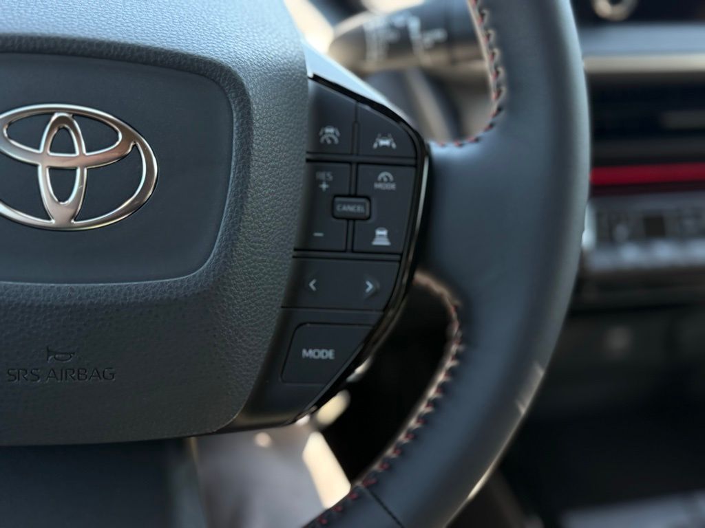 2026 Toyota Prius Plug-in Hybrid XSE photo 18