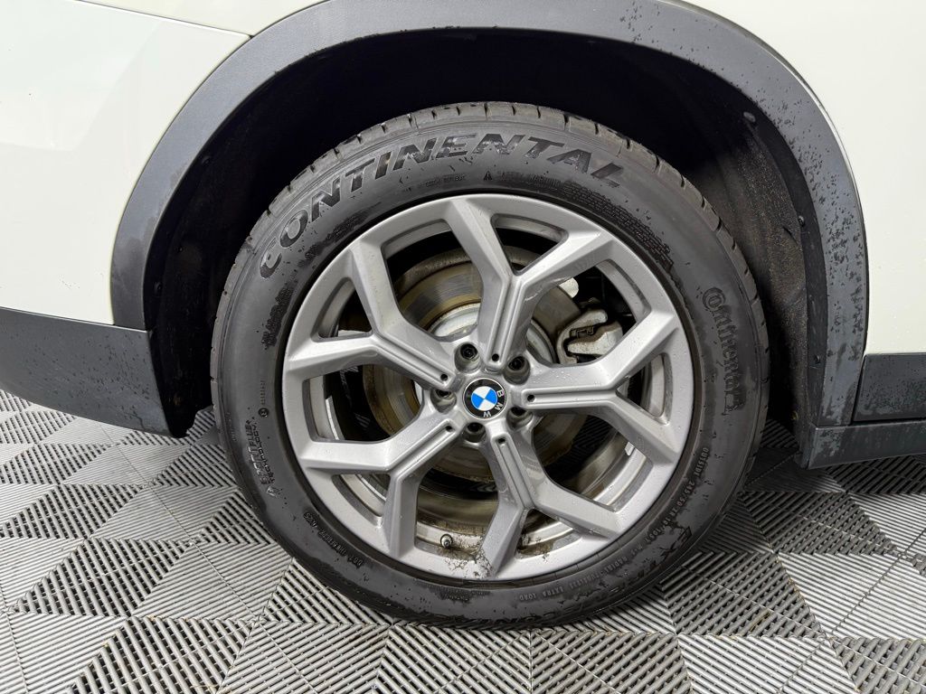 Thumbnail: 2020 BMW X3 - 12