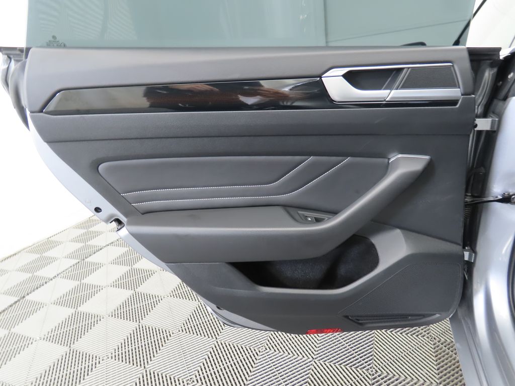 Thumbnail: 2021 Volkswagen Arteon - 24